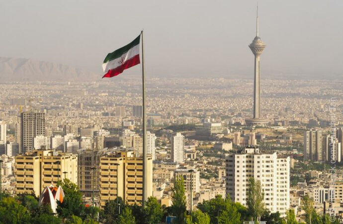 افغان حکومت په ایران کې خپل دیپلوماتان زیاتوي