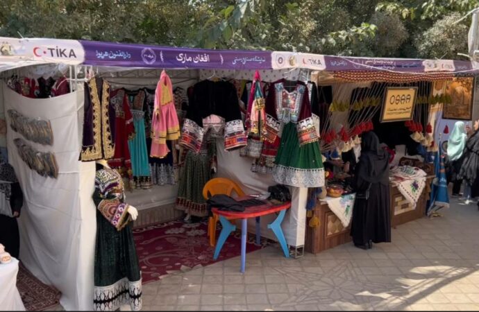 No restrictions imposed on women in exhibitions