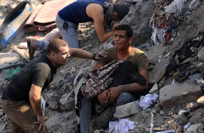 وزارت بهداشت غزه از جان باختن بیش از ۱۳۵ فلسطینی در ۲۴ ساعت گذشته خبر داده است